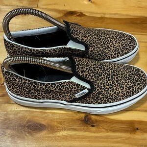 Like new Youth size 5 Vans Leopard Print Slip-On Sneakers